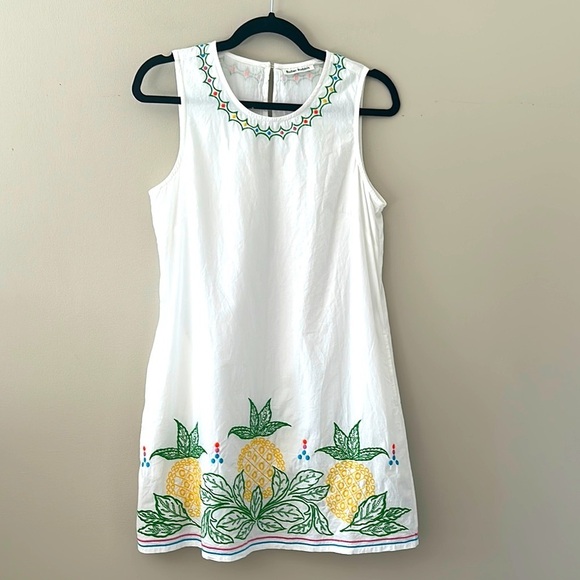 Roller Rabbit White Embroidered Mini Dress Sz Small Preppy Coastal Tropical Chic - Picture 1 of 10